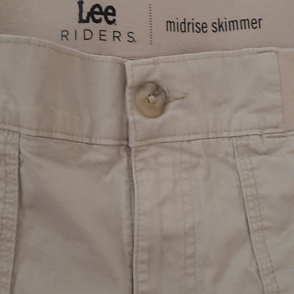 Lee riders